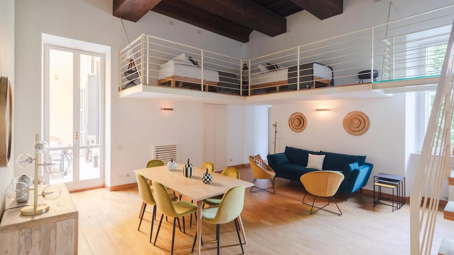 Elegant Apartment With Patio At Piazza Navona Roma Italia